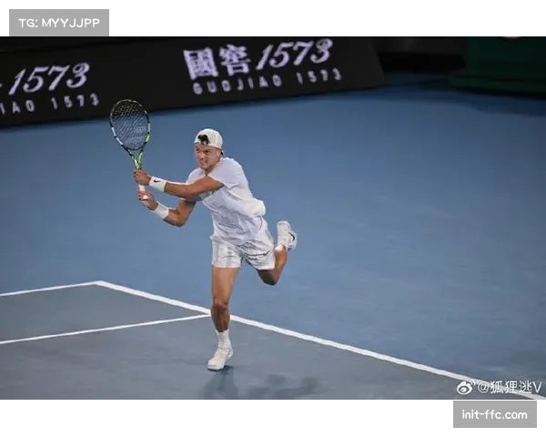 鲁内击败辛纳，首夺大师赛冠军，世界排名首进前三